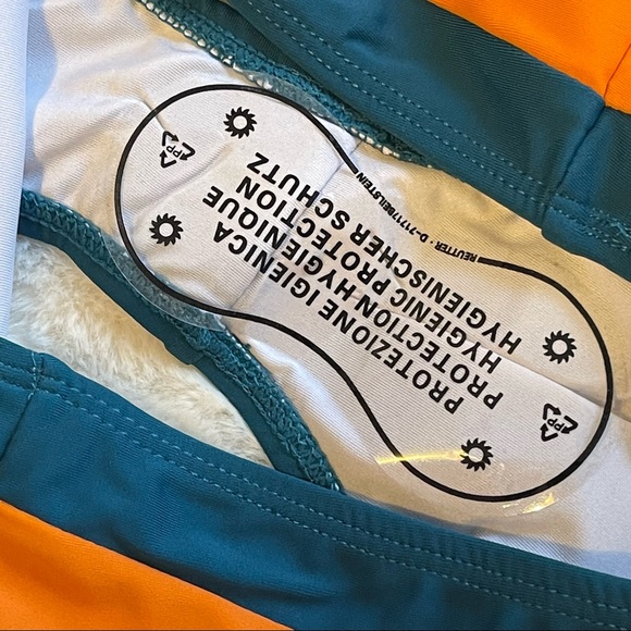 Unbranded 2 piece Bikini Set - Picture 8 of 11